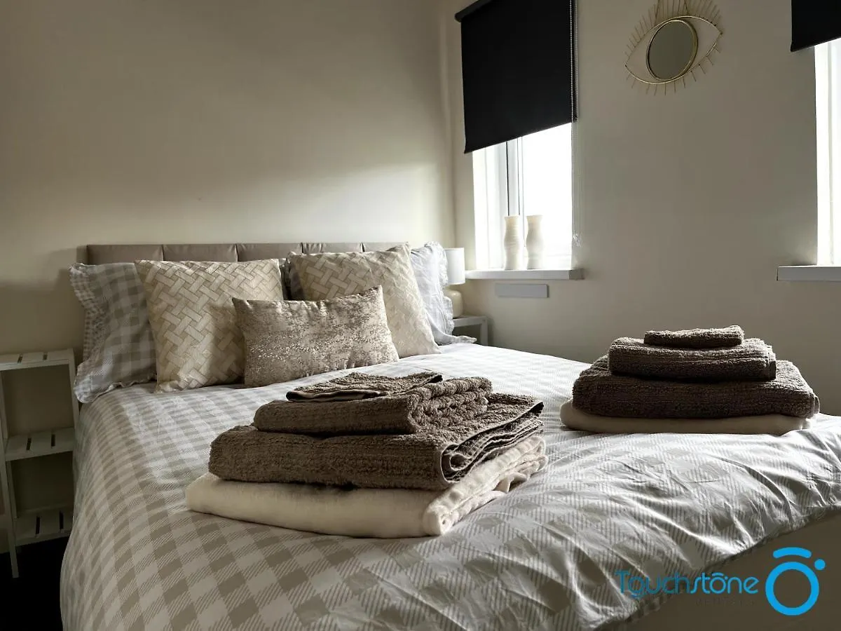 Holiday home Stylish Cosy Home - M42, Airport, Nec & Train St Sheldon  United Kingdom