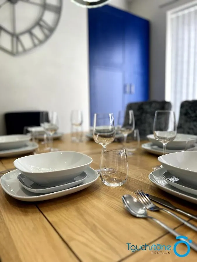 Stylish Cosy Home - M42, Airport, Nec & Train St Sheldon